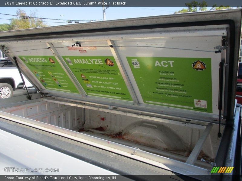 Summit White / Jet Black 2020 Chevrolet Colorado LT Extended Cab