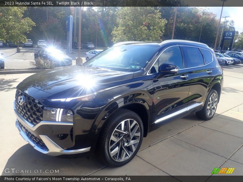 Front 3/4 View of 2023 Santa Fe SEL