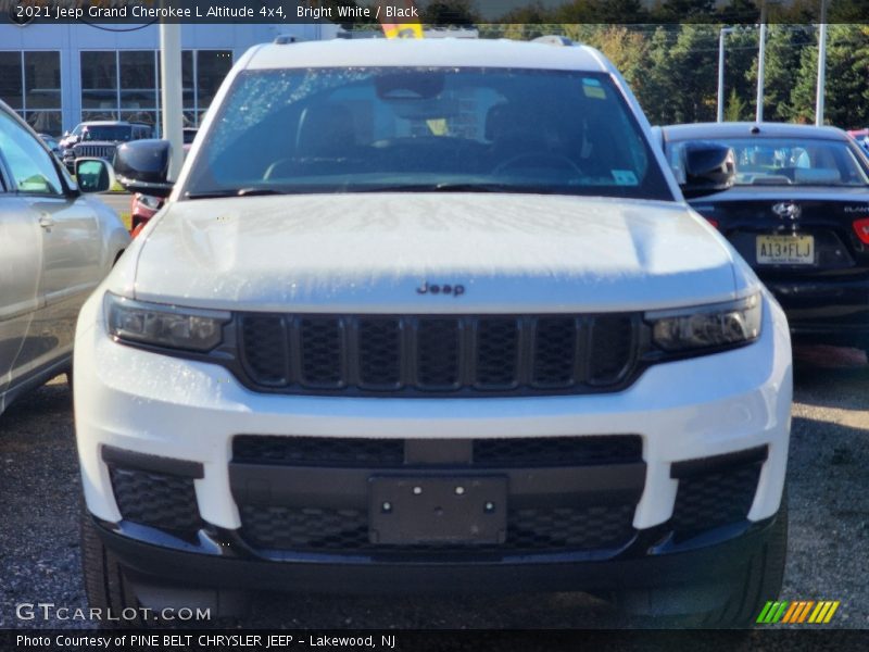 Bright White / Black 2021 Jeep Grand Cherokee L Altitude 4x4