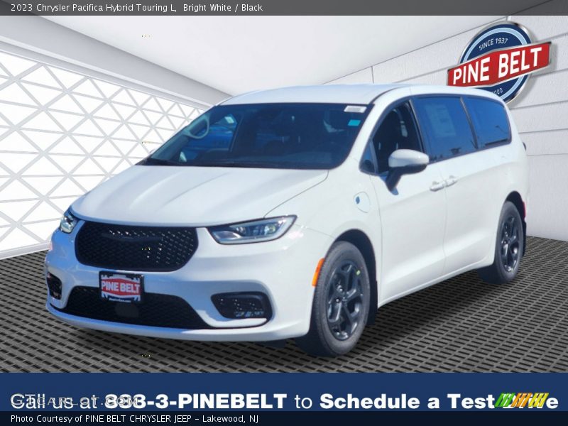 Bright White / Black 2023 Chrysler Pacifica Hybrid Touring L