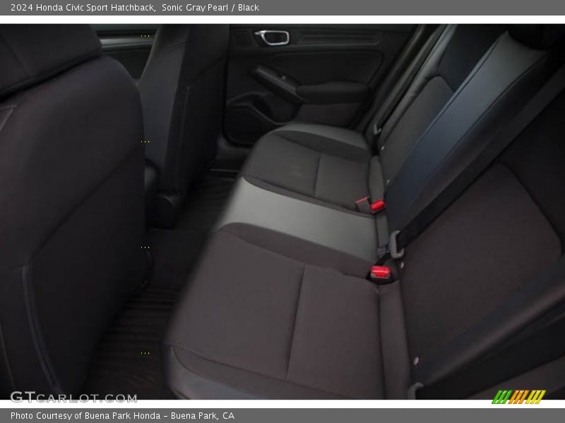 Sonic Gray Pearl / Black 2024 Honda Civic Sport Hatchback