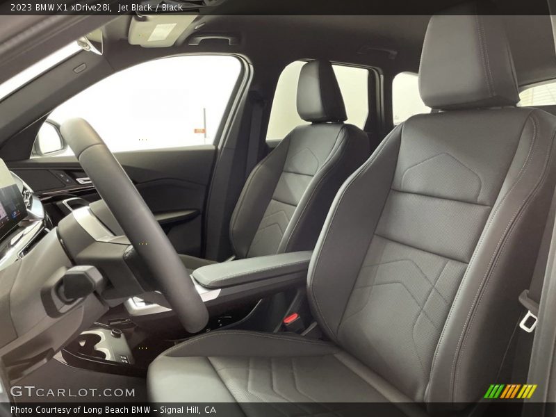 Front Seat of 2023 X1 xDrive28i