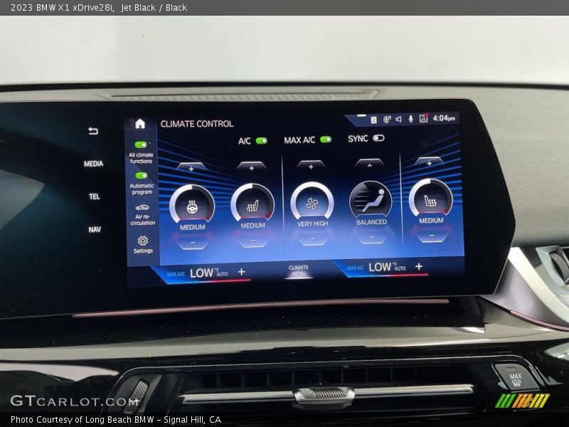 Controls of 2023 X1 xDrive28i
