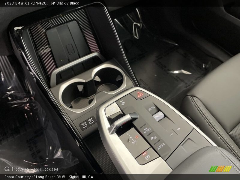 Controls of 2023 X1 xDrive28i