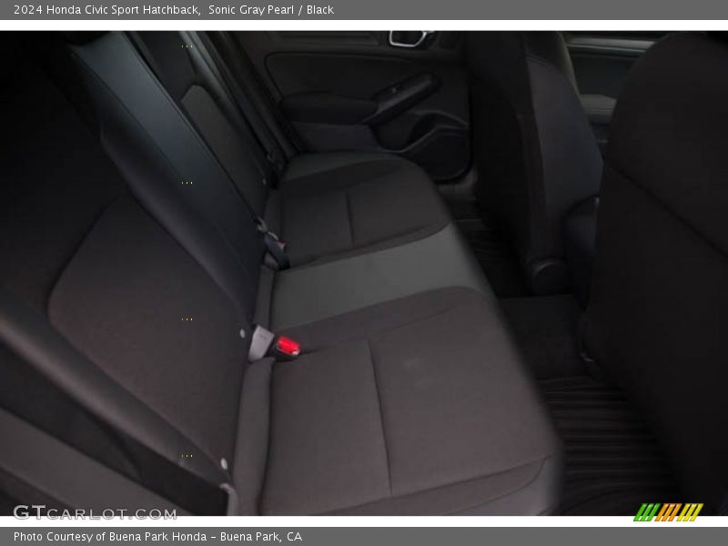 Sonic Gray Pearl / Black 2024 Honda Civic Sport Hatchback
