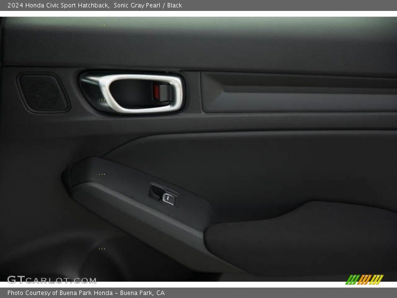 Sonic Gray Pearl / Black 2024 Honda Civic Sport Hatchback