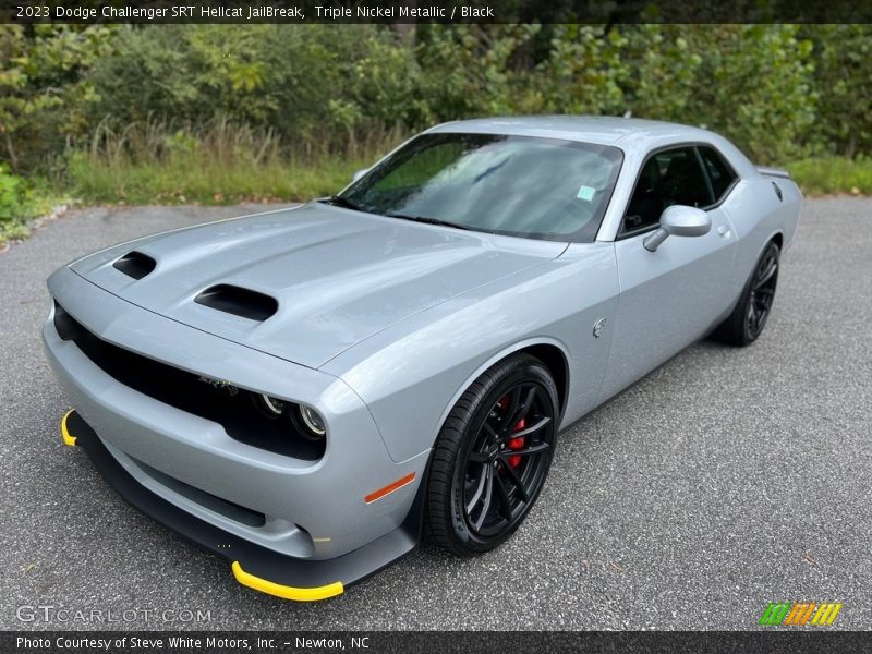 Front 3/4 View of 2023 Challenger SRT Hellcat JailBreak