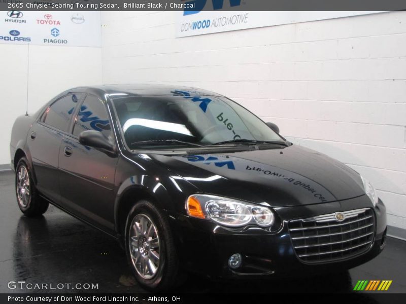 Brilliant Black / Charcoal 2005 Chrysler Sebring Touring Sedan