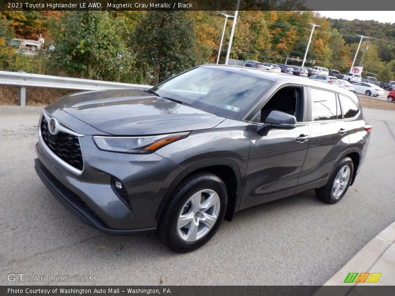 Magnetic Gray Metallic / Black 2023 Toyota Highlander LE AWD