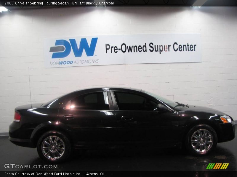 Brilliant Black / Charcoal 2005 Chrysler Sebring Touring Sedan