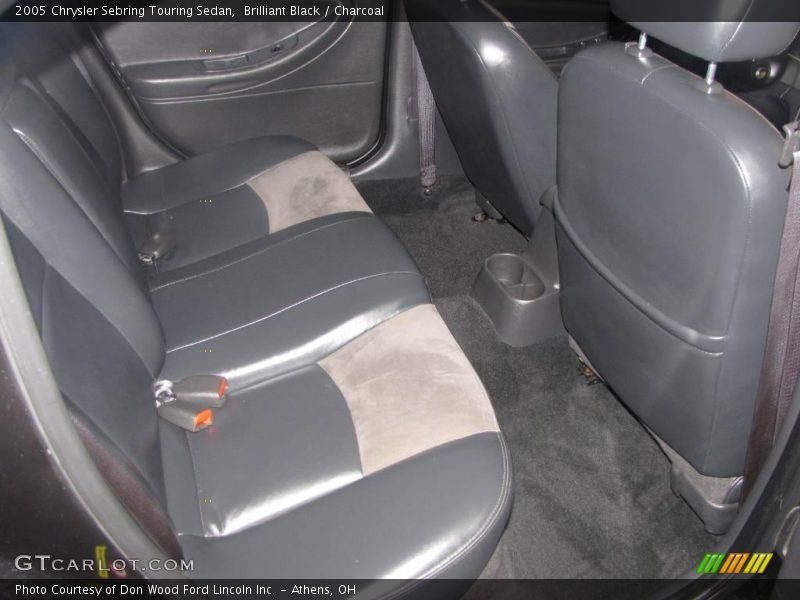 Brilliant Black / Charcoal 2005 Chrysler Sebring Touring Sedan
