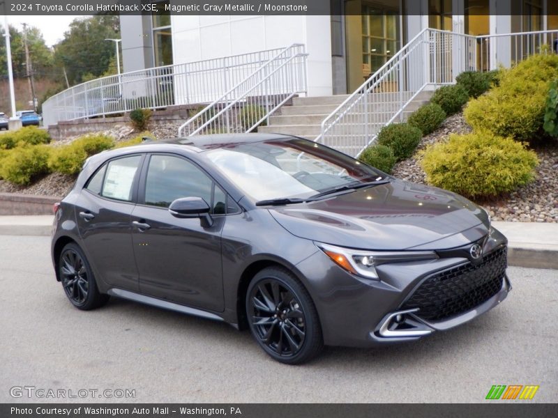 Front 3/4 View of 2024 Corolla Hatchback XSE