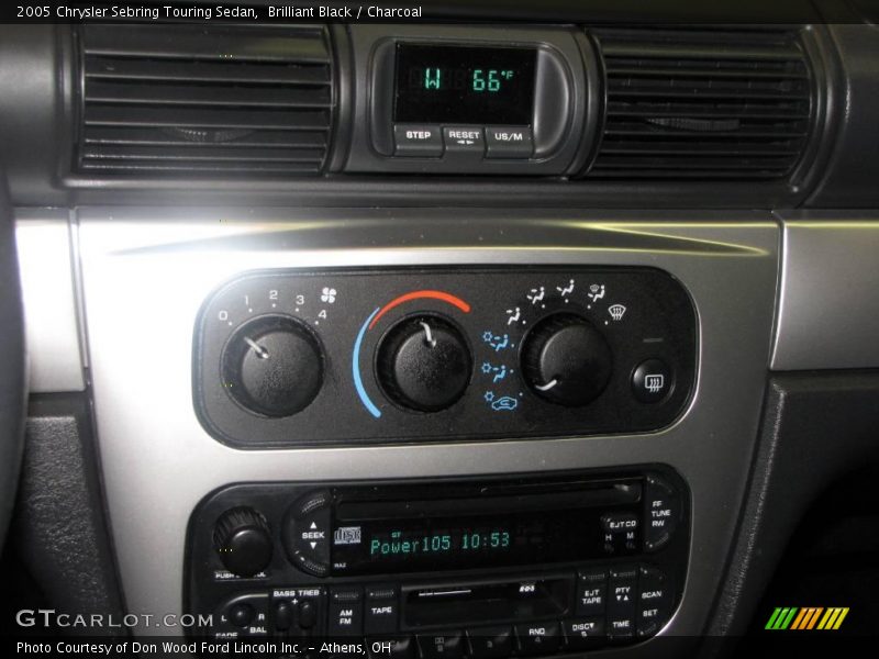 Brilliant Black / Charcoal 2005 Chrysler Sebring Touring Sedan