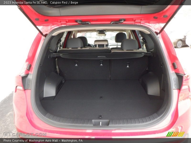  2023 Santa Fe SE AWD Trunk
