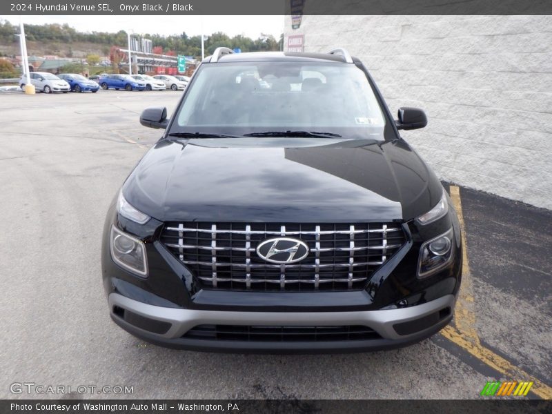 Onyx Black / Black 2024 Hyundai Venue SEL