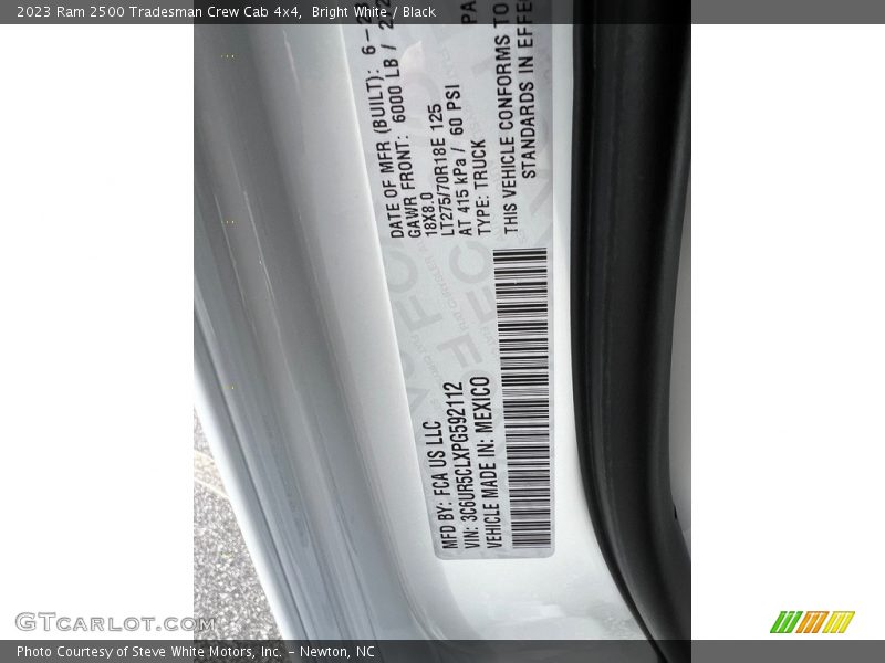 Bright White / Black 2023 Ram 2500 Tradesman Crew Cab 4x4