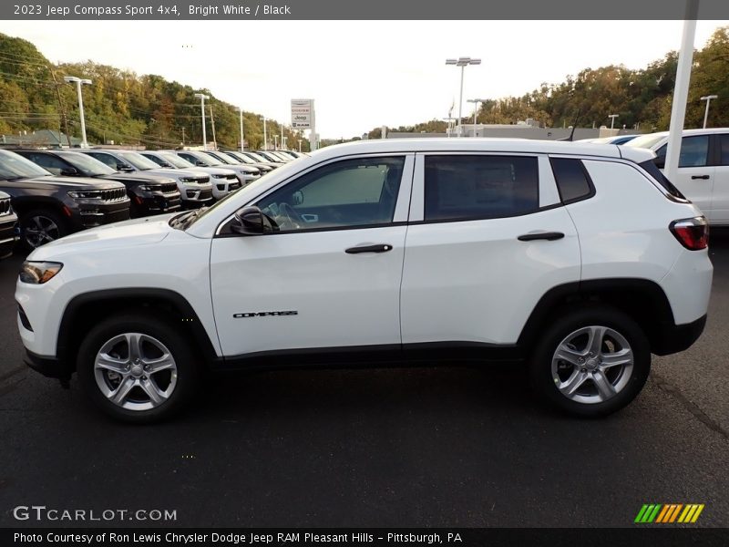 Bright White / Black 2023 Jeep Compass Sport 4x4