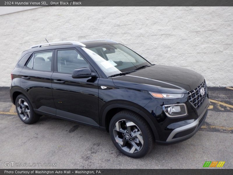 Onyx Black / Black 2024 Hyundai Venue SEL