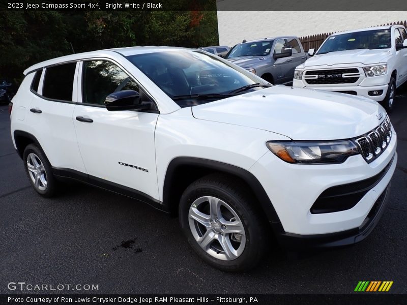 Bright White / Black 2023 Jeep Compass Sport 4x4