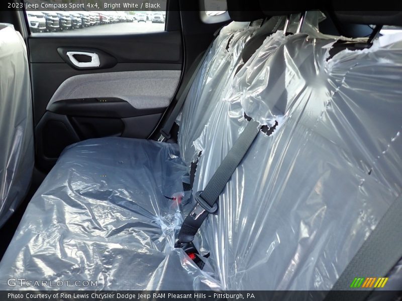 Bright White / Black 2023 Jeep Compass Sport 4x4
