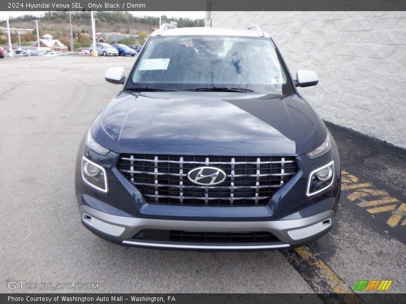 Onyx Black / Denim 2024 Hyundai Venue SEL