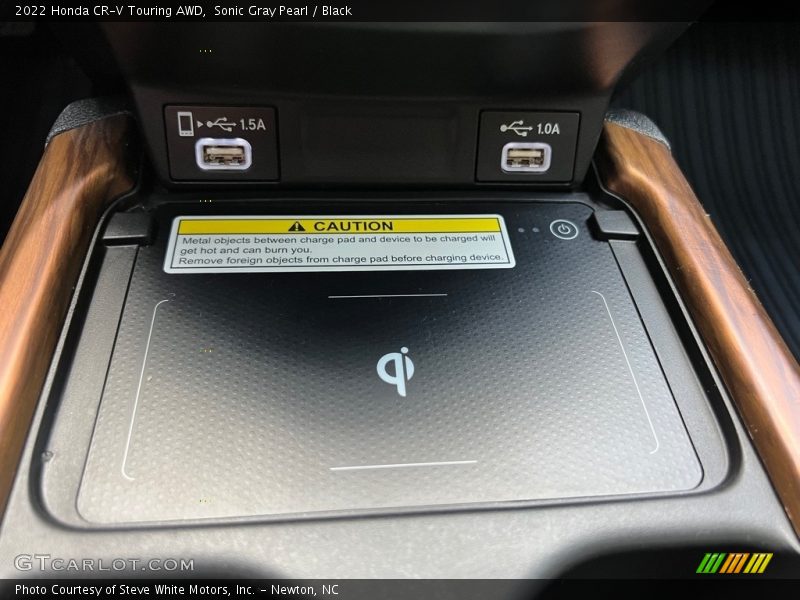 Controls of 2022 CR-V Touring AWD