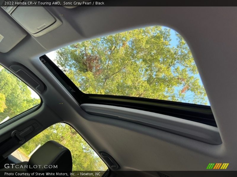 Sunroof of 2022 CR-V Touring AWD