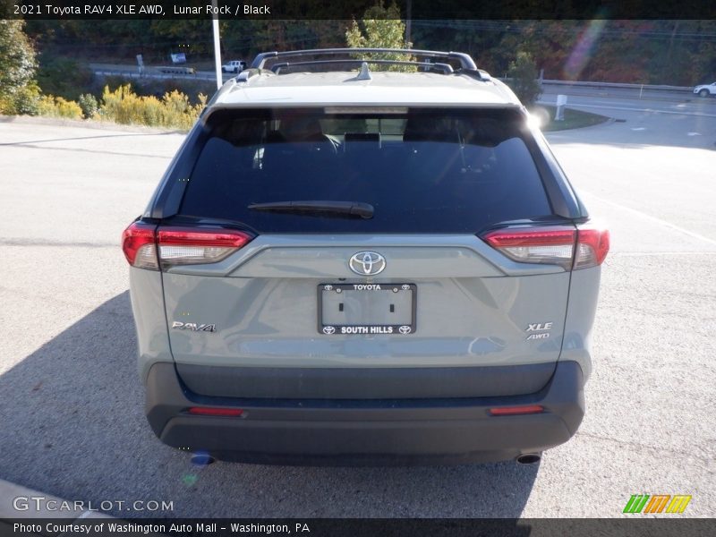 Lunar Rock / Black 2021 Toyota RAV4 XLE AWD