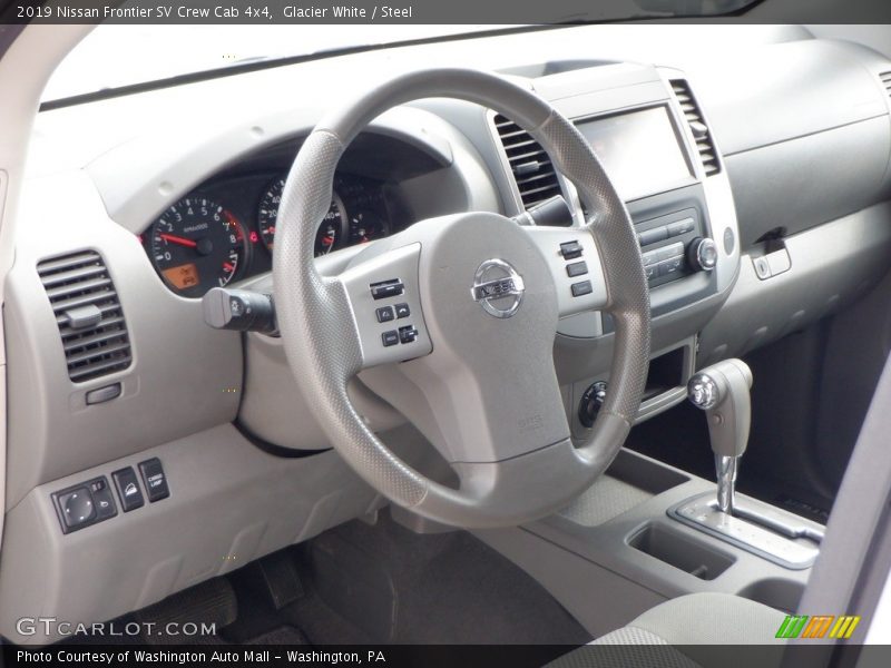 Dashboard of 2019 Frontier SV Crew Cab 4x4