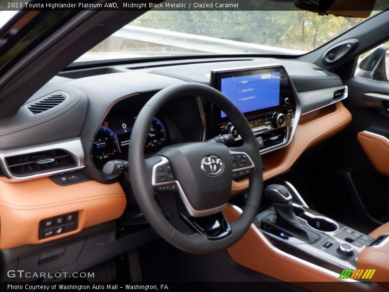 Dashboard of 2023 Highlander Platinum AWD