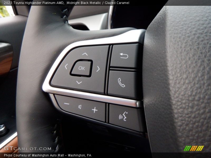  2023 Highlander Platinum AWD Steering Wheel