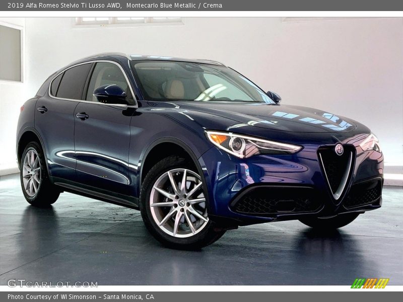 Front 3/4 View of 2019 Stelvio Ti Lusso AWD