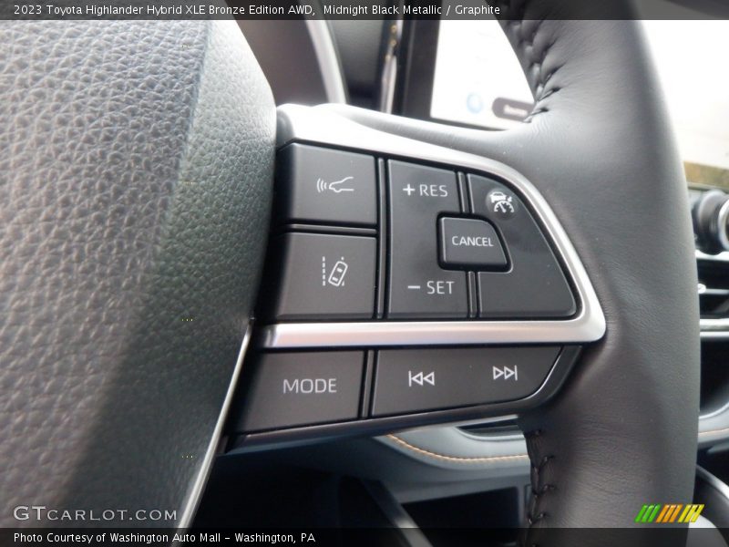  2023 Highlander Hybrid XLE Bronze Edition AWD Steering Wheel