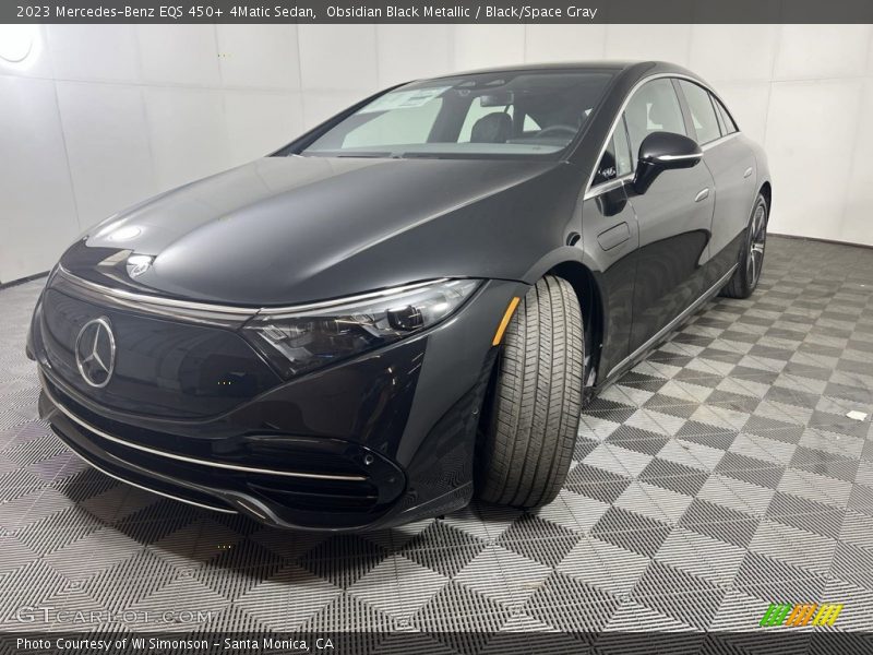 Front 3/4 View of 2023 EQS 450+ 4Matic Sedan