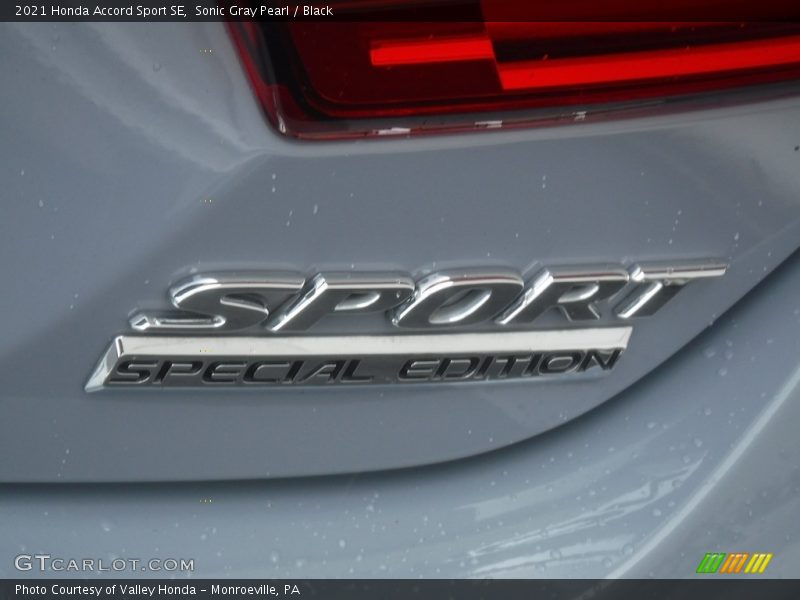 Sonic Gray Pearl / Black 2021 Honda Accord Sport SE