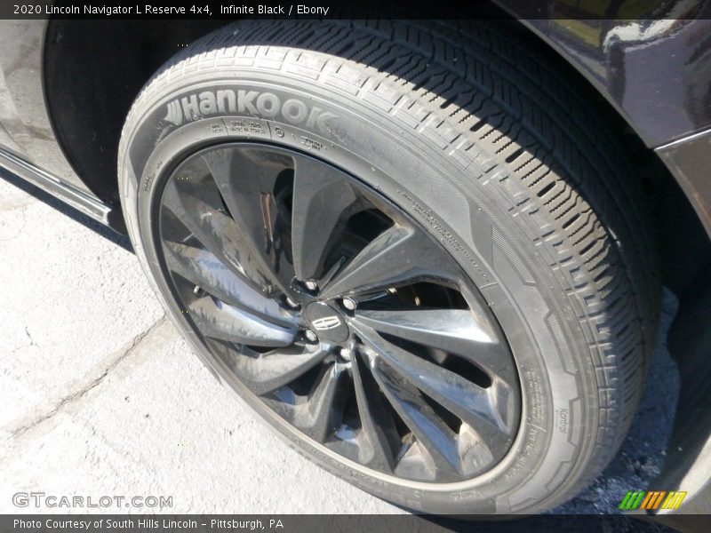 Infinite Black / Ebony 2020 Lincoln Navigator L Reserve 4x4
