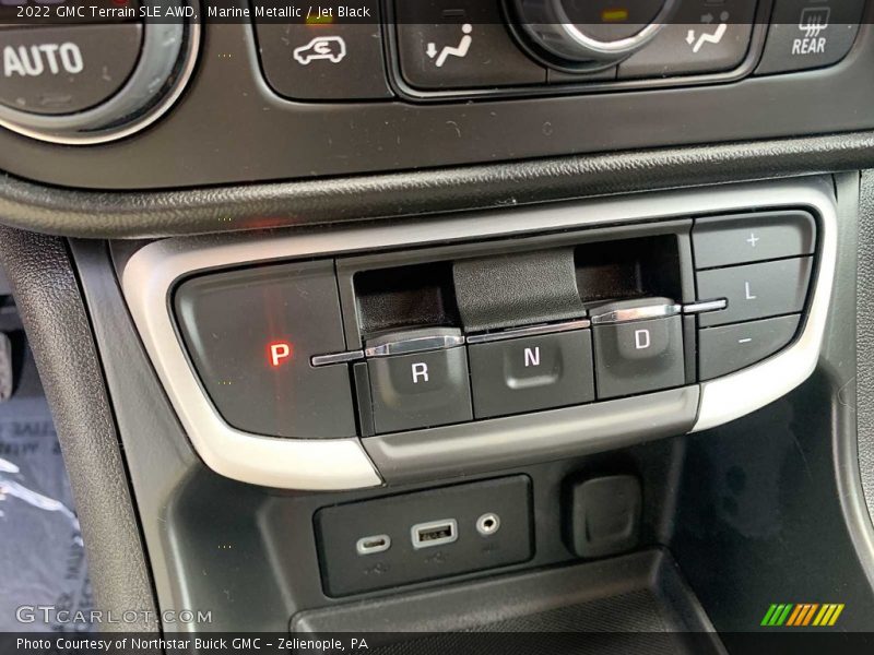 Marine Metallic / Jet Black 2022 GMC Terrain SLE AWD