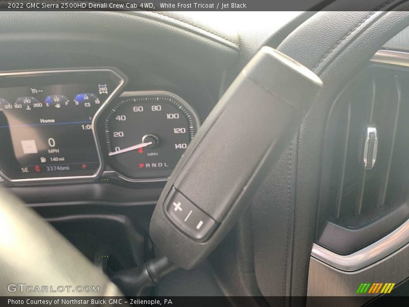 White Frost Tricoat / Jet Black 2022 GMC Sierra 2500HD Denali Crew Cab 4WD