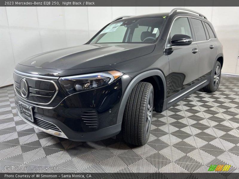 Night Black / Black 2023 Mercedes-Benz EQB 250