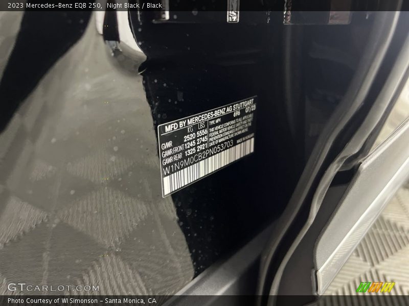 Night Black / Black 2023 Mercedes-Benz EQB 250