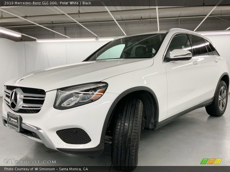 Polar White / Black 2019 Mercedes-Benz GLC 300