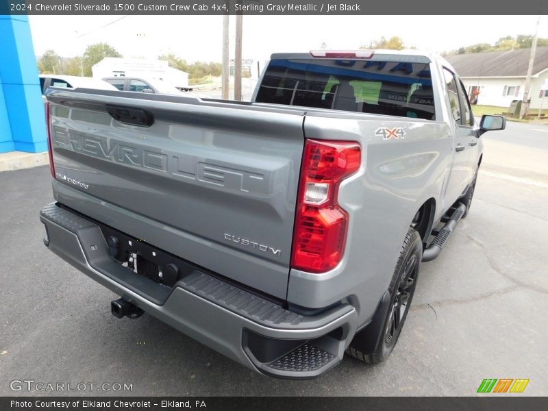 Sterling Gray Metallic / Jet Black 2024 Chevrolet Silverado 1500 Custom Crew Cab 4x4