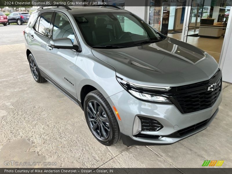 Front 3/4 View of 2024 Equinox RS