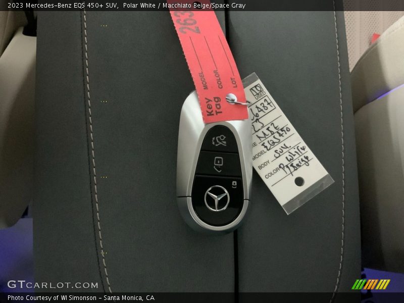 Keys of 2023 EQS 450+ SUV