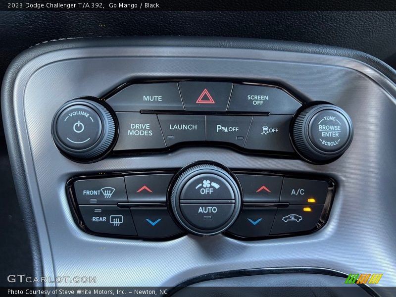 Controls of 2023 Challenger T/A 392