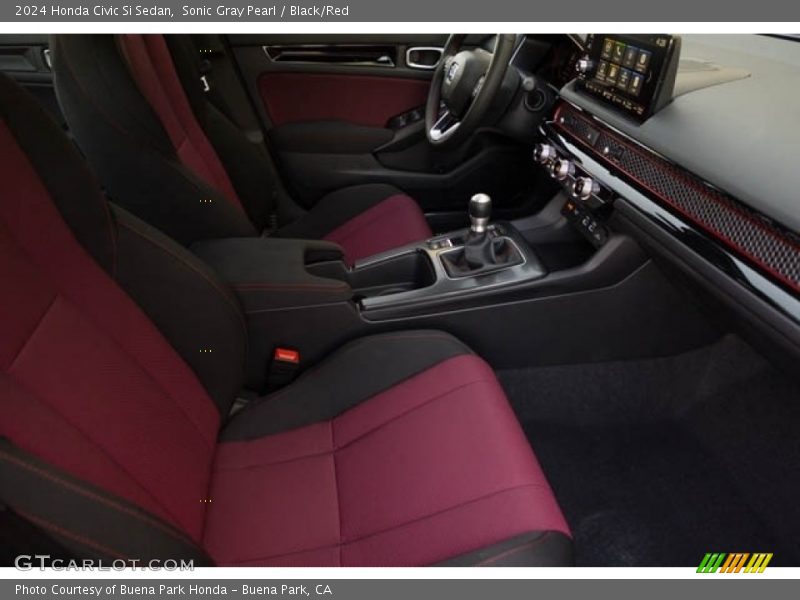 Front Seat of 2024 Civic Si Sedan
