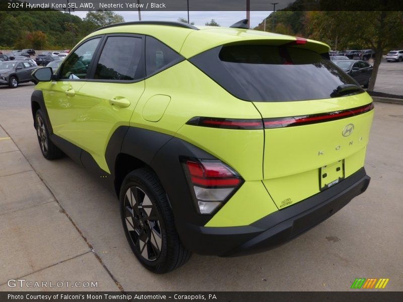Neoteric Yellow / Black 2024 Hyundai Kona SEL AWD