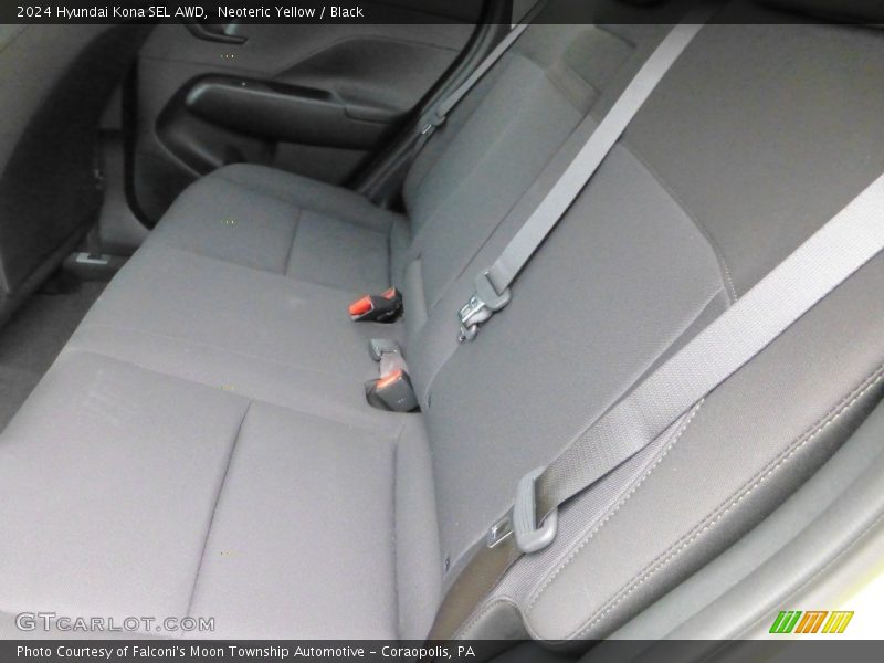 Neoteric Yellow / Black 2024 Hyundai Kona SEL AWD