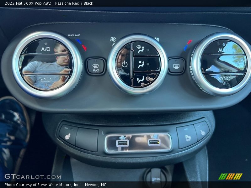 Controls of 2023 500X Pop AWD