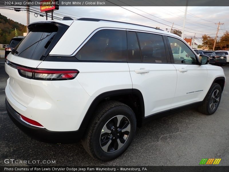 Bright White / Global Black 2024 Jeep Grand Cherokee 4XE